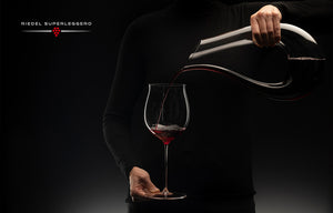 RIEDEL最新”Superleggero高階機製杯系列”，讓酒迷用小錢有極致優雅的高級手工杯享受！